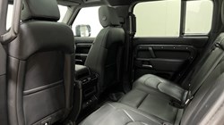 2025 (25) LAND ROVER DEFENDER 3.0 D350 X-Dynamic SE 110 5dr Auto 5378995