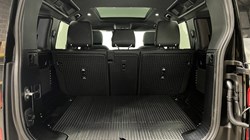 2025 (25) LAND ROVER DEFENDER 3.0 D350 X-Dynamic SE 110 5dr Auto 5378998