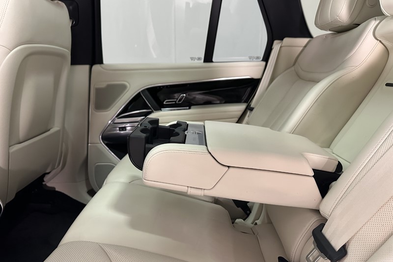 2023 (73) LAND ROVER RANGE ROVER 3.0 D300 HSE 4dr Auto 5382778