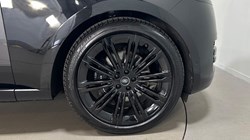 2023 (73) LAND ROVER RANGE ROVER 3.0 D300 HSE 4dr Auto 5382740