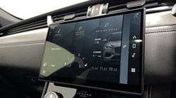 2023 (23) JAGUAR F-PACE 2.0 D200 R-Dynamic SE Black 5dr Auto AWD 5401308