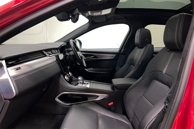 2023 (23) JAGUAR F-PACE 2.0 D200 R-Dynamic SE Black 5dr Auto AWD 5401282