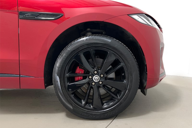 2023 (23) JAGUAR F-PACE 2.0 D200 R-Dynamic SE Black 5dr Auto AWD 5401287