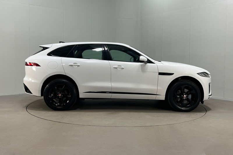 2022 (22) JAGUAR F-PACE 2.0 P400e R-Dynamic SE Black 5dr Auto AWD 5383508