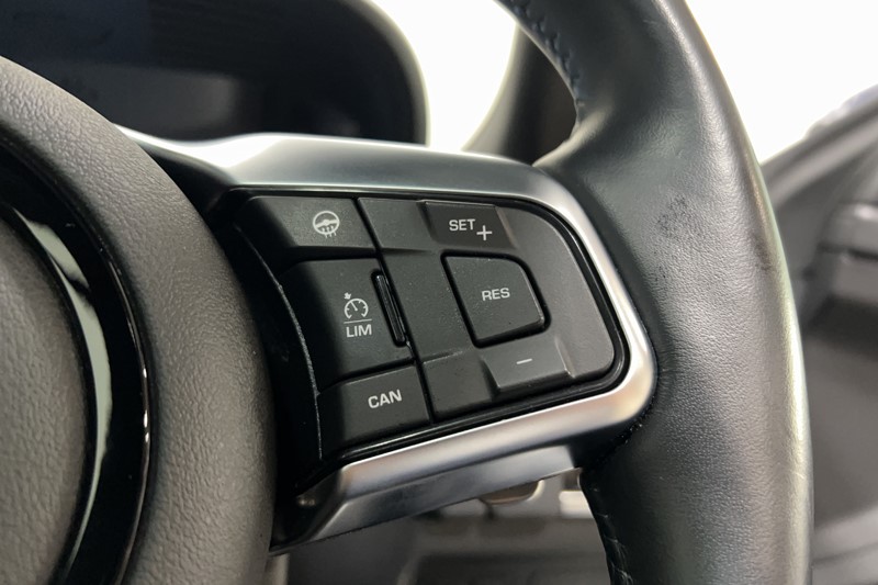 2023 (23) JAGUAR F-TYPE 2.0 P300 R-Dynamic 2dr Auto 5413193