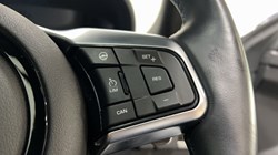 2023 (23) JAGUAR F-TYPE 2.0 P300 R-Dynamic 2dr Auto 5413193