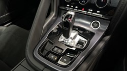 2023 (23) JAGUAR F-TYPE 2.0 P300 R-Dynamic 2dr Auto 5413196