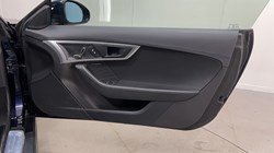 2023 (23) JAGUAR F-TYPE 2.0 P300 R-Dynamic 2dr Auto 5413186