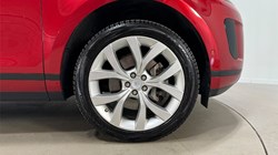 2020 (70) LAND ROVER RANGE ROVER EVOQUE 2.0 D180 SE 5dr Auto 5418252