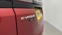 2020 (70) LAND ROVER RANGE ROVER EVOQUE 2.0 D180 SE 5dr Auto 5418291