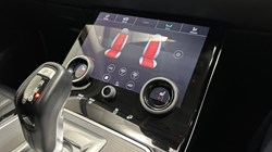 2020 (70) LAND ROVER RANGE ROVER EVOQUE 2.0 D180 SE 5dr Auto 5418277