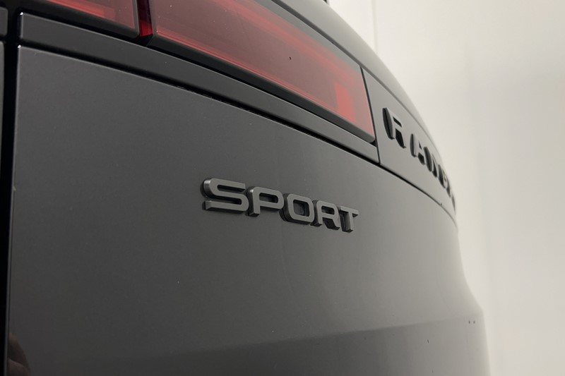 2023 (23) LAND ROVER RANGE ROVER SPORT 3.0 D300 Dynamic SE 5dr Auto 5400492