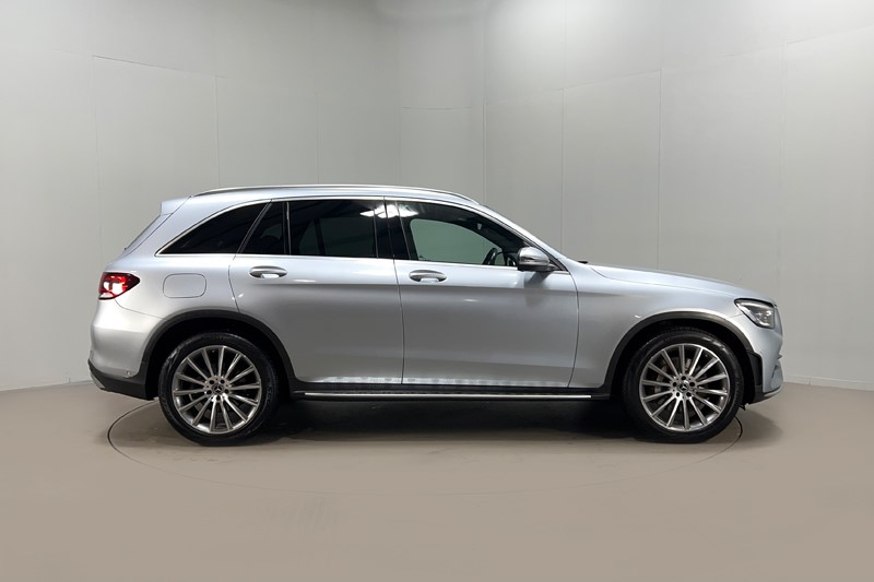 2021 (21) MERCEDES-BENZ GLC 220d 4Matic AMG Line Premium 5dr 9G-Tronic 5417923