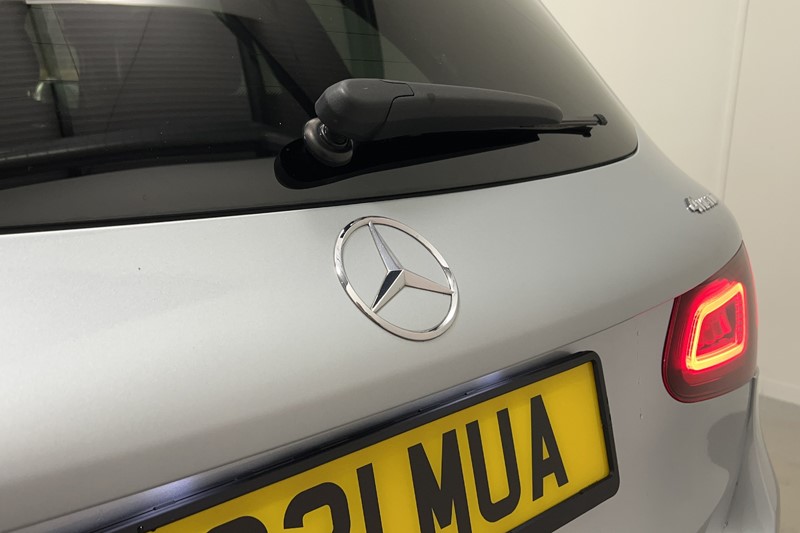 2021 (21) MERCEDES-BENZ GLC 220d 4Matic AMG Line Premium 5dr 9G-Tronic 5417970