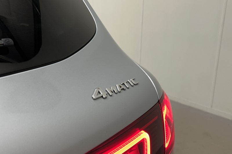 2021 (21) MERCEDES-BENZ GLC 220d 4Matic AMG Line Premium 5dr 9G-Tronic 5417971