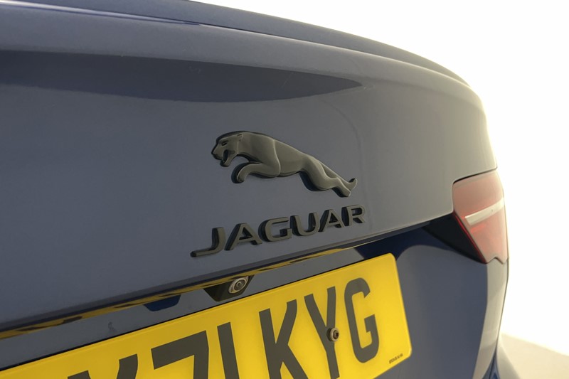 2021 (71) JAGUAR XE 2.0 D200 R-Dynamic Black 4dr Auto 5430044