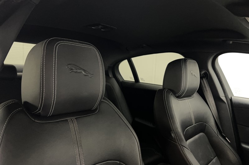 2021 (71) JAGUAR XE 2.0 D200 R-Dynamic Black 4dr Auto 5430016