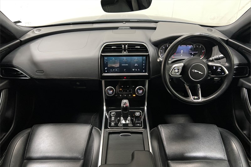 2021 (71) JAGUAR XE 2.0 D200 R-Dynamic Black 4dr Auto 5430007