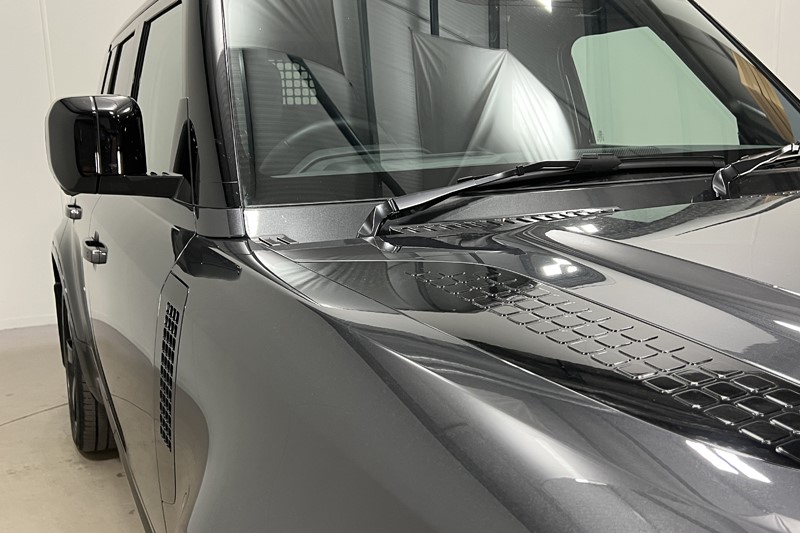 2025 (75) LAND ROVER COMMERCIAL DEFENDER 3.0 D350 Hard Top X-Dynamic HSE Auto 5404689