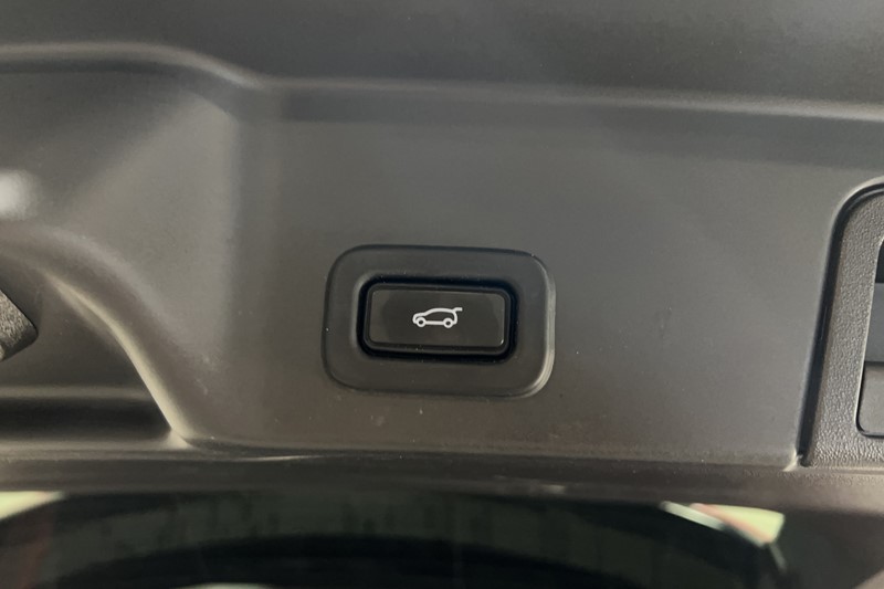 2021 (70) LAND ROVER RANGE ROVER EVOQUE 2.0 D200 R-Dynamic HSE 5dr Auto 5421946