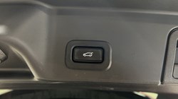 2021 (70) LAND ROVER RANGE ROVER EVOQUE 2.0 D200 R-Dynamic HSE 5dr Auto 5421946