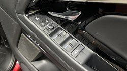 2021 (70) LAND ROVER RANGE ROVER EVOQUE 2.0 D200 R-Dynamic HSE 5dr Auto 5421913