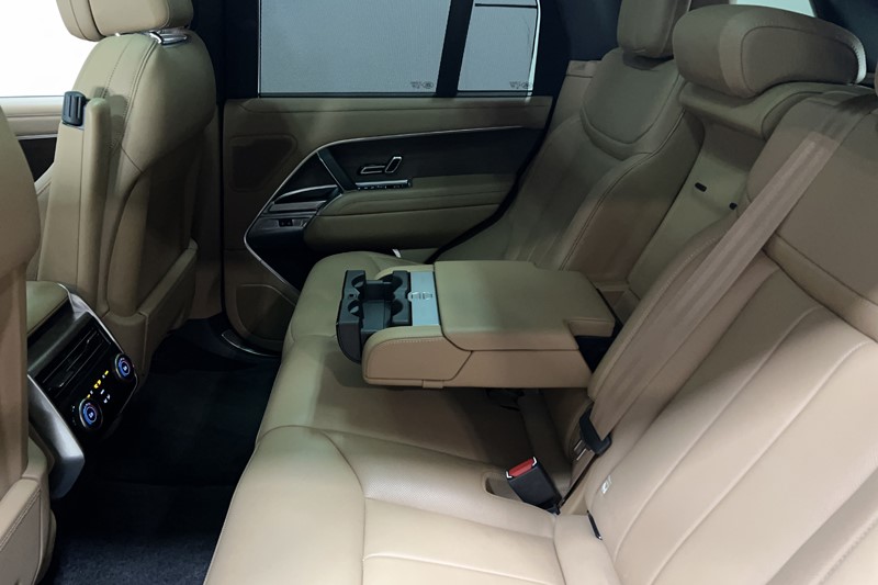 2023 (23) LAND ROVER RANGE ROVER 3.0 D300 Autobiography 4dr Auto 5413687