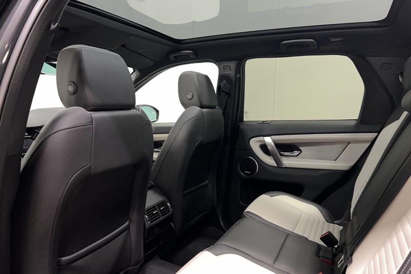 2023 (23) LAND ROVER DISCOVERY SPORT 2.0 D200 R-Dynamic HSE 5dr Auto 5412447