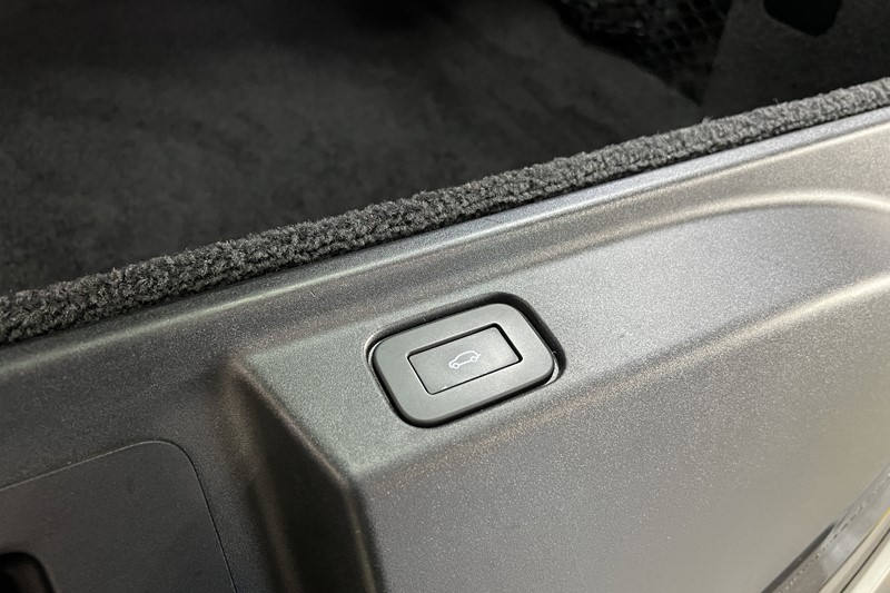 2023 (23) LAND ROVER RANGE ROVER 3.0 D300 HSE 4dr Auto 5433154