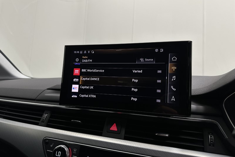 2022 (22) AUDI A4 35 TFSI Sport Edition 5dr S Tronic 5572616