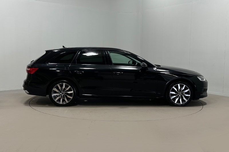 2022 (22) AUDI A4 35 TFSI Sport Edition 5dr S Tronic 5572592