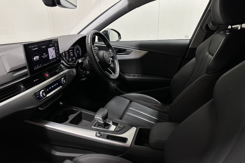 2022 (22) AUDI A4 35 TFSI Sport Edition 5dr S Tronic 5572617