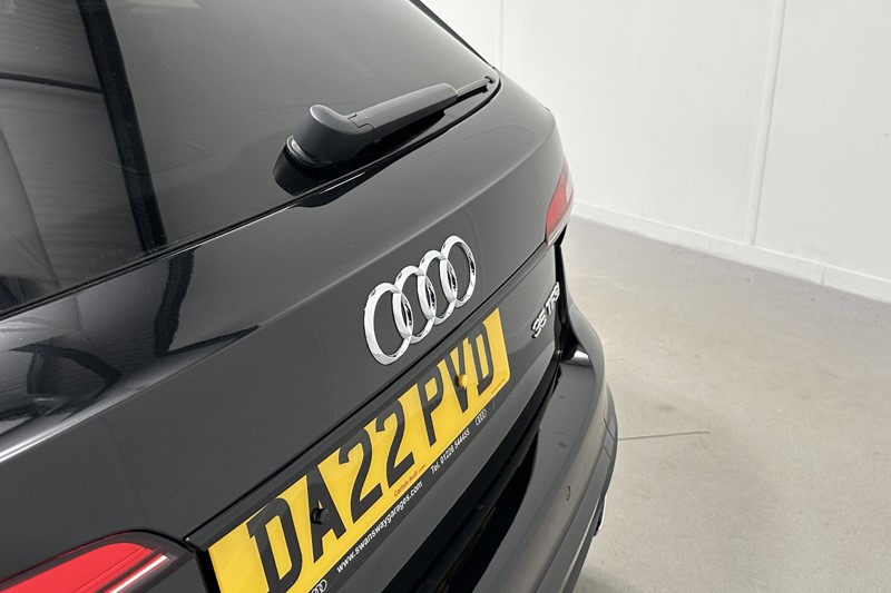 2022 (22) AUDI A4 35 TFSI Sport Edition 5dr S Tronic 5572627