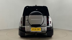 2021 (21) LAND ROVER DEFENDER 3.0 D300 HSE 110 5dr Auto 5427059