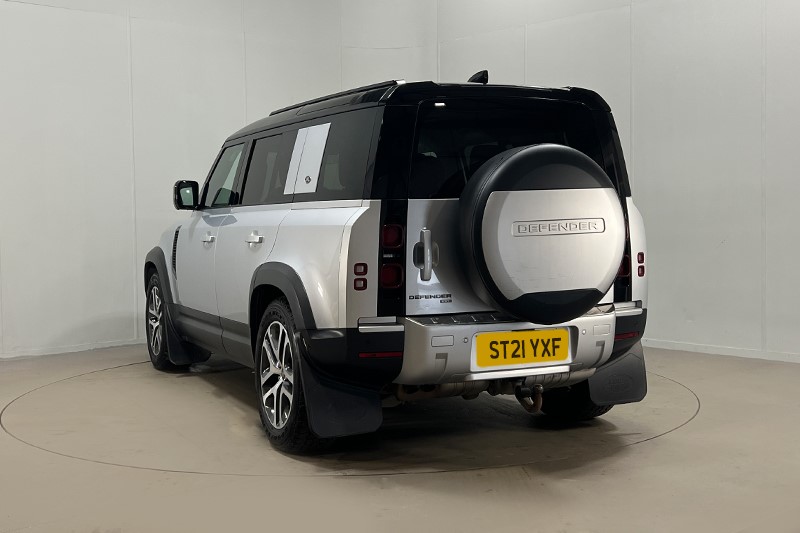 2021 (21) LAND ROVER DEFENDER 3.0 D300 HSE 110 5dr Auto 5427055