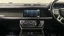 2021 (21) LAND ROVER DEFENDER 3.0 D300 HSE 110 5dr Auto 5427063