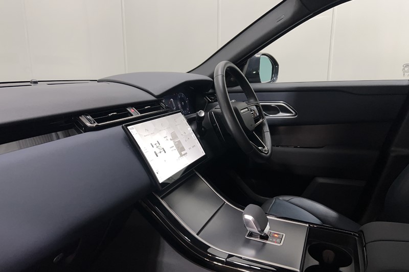 2023 (23) LAND ROVER RANGE ROVER VELAR 2.0 D200 MHEV Dynamic SE 5dr Auto 5430087