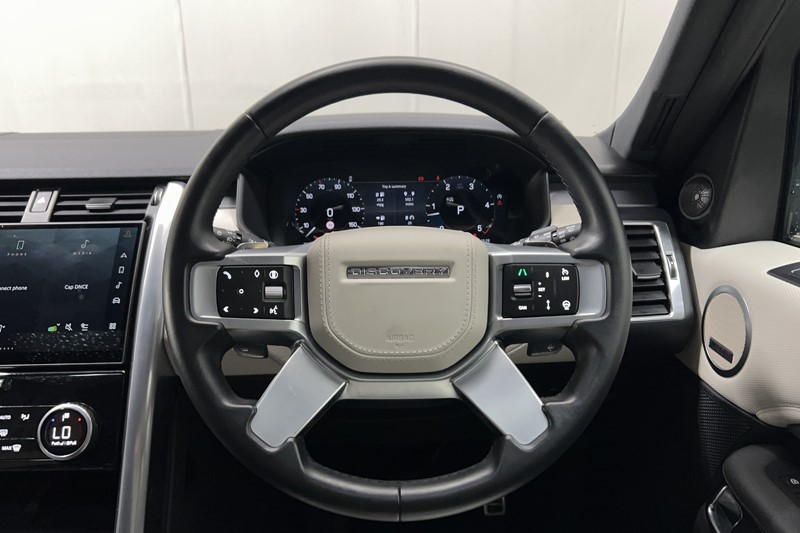 2024 (73) LAND ROVER DISCOVERY 3.0 D300 Dynamic HSE 5dr Auto 5421111