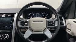 2024 (73) LAND ROVER DISCOVERY 3.0 D300 Dynamic HSE 5dr Auto 5421111