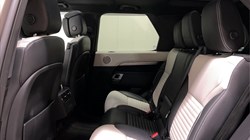 2024 (73) LAND ROVER DISCOVERY 3.0 D300 Dynamic HSE 5dr Auto 5421104