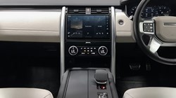 2024 (73) LAND ROVER DISCOVERY 3.0 D300 Dynamic HSE 5dr Auto 5421110