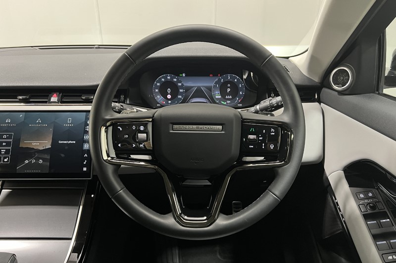 2025 (74) LAND ROVER RANGE ROVER EVOQUE 1.5 P270e Dynamic SE 5dr Auto 5425373