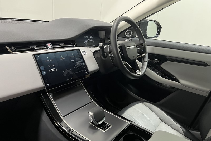 2025 (74) LAND ROVER RANGE ROVER EVOQUE 1.5 P270e Dynamic SE 5dr Auto 5425398