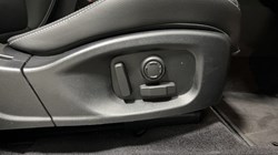 2023 (23) JAGUAR E-PACE 1.5 P300e R-Dynamic S 5dr Auto 5464756