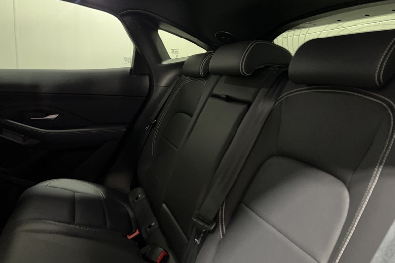 2023 (23) JAGUAR E-PACE 1.5 P300e R-Dynamic S 5dr Auto 5464777