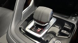 2023 (23) JAGUAR E-PACE 1.5 P300e R-Dynamic S 5dr Auto 5464763