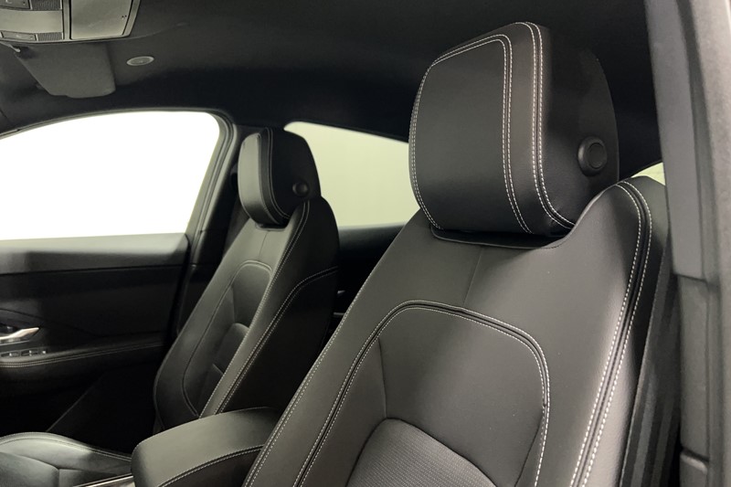 2023 (23) JAGUAR E-PACE 1.5 P300e R-Dynamic S 5dr Auto 5464775