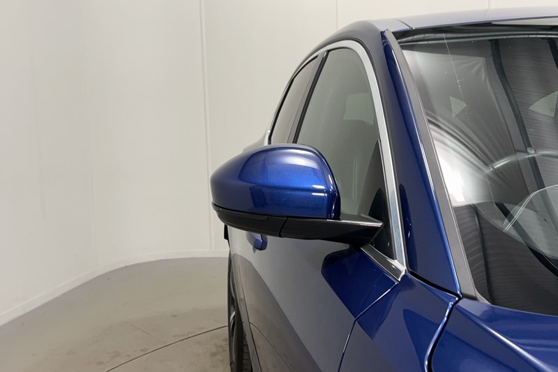 2023 (23) JAGUAR E-PACE 1.5 P300e R-Dynamic S 5dr Auto 5464789