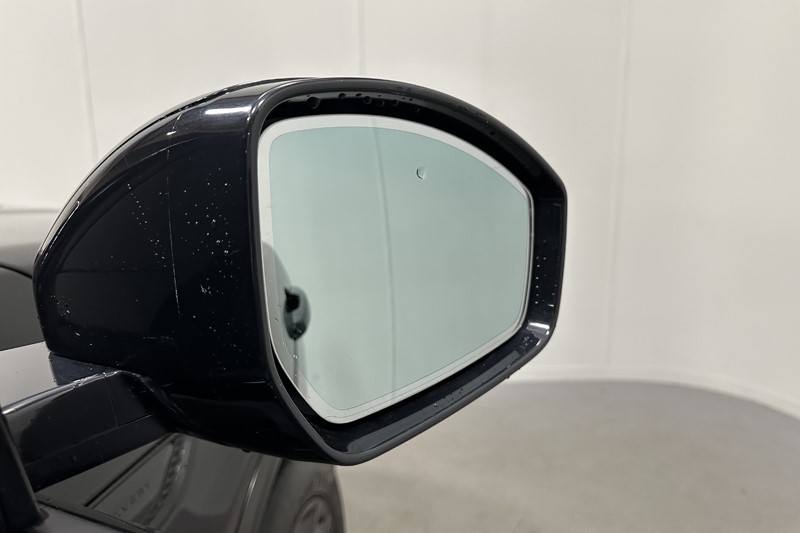 2023 (73) LAND ROVER DISCOVERY SPORT 1.5 P300e Dynamic SE 5dr Auto [5 Seat] 5457810
