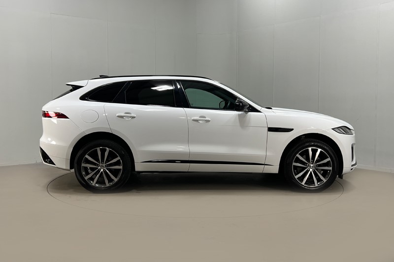 2023 (23) JAGUAR F-PACE 2.0 D200 R-Dynamic SE Black 5dr Auto AWD 5435002
